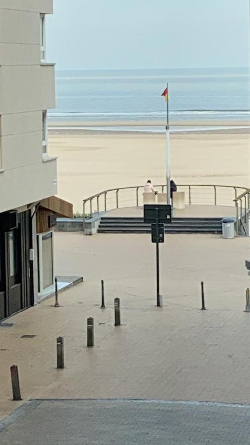 דירות Studio Direct Aan Het Hoofdstrand Van Oostende - Naast Casino מראה חיצוני תמונה
